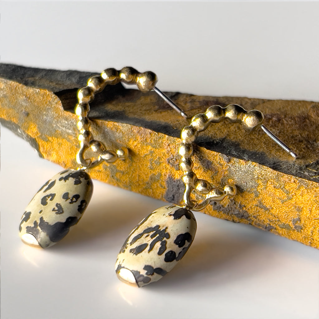 Grub Hoop Landscape Jasper Earrings - Yellow Bronze | Kirsten Muenster Jewelry