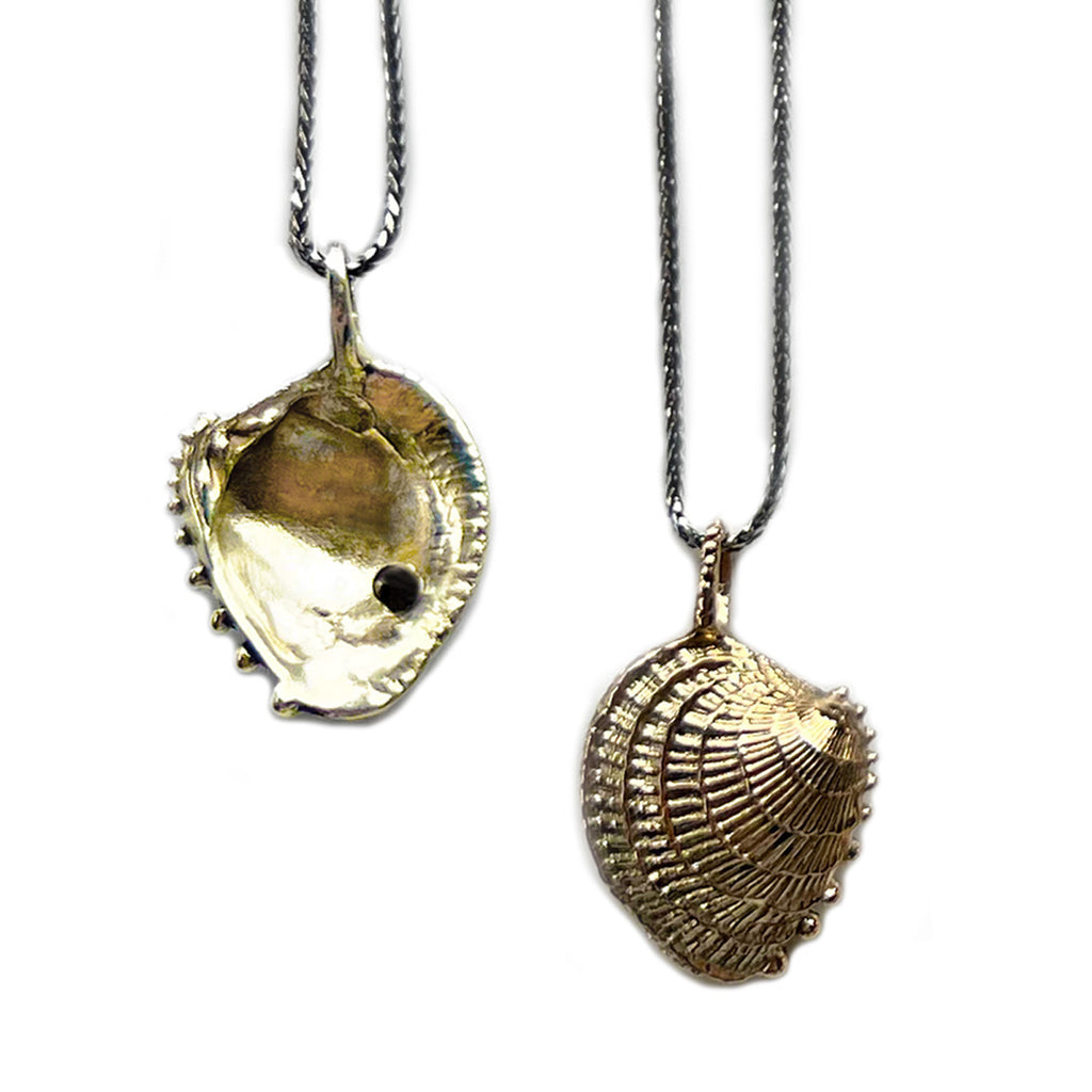 Venus Pendant - Gold | Kirsten Muenster Jewelry
