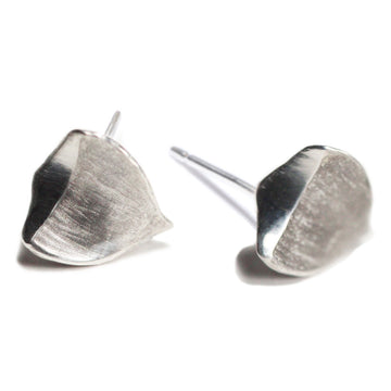 Tiny Leaf Earrings - Silver | Kirsten Muenster Jewelry