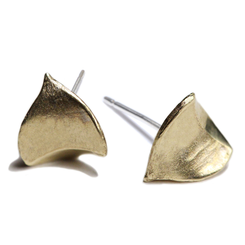Tiny Leaf Earrings - Yellow Bronze | Kirsten Muenster Jewelry
