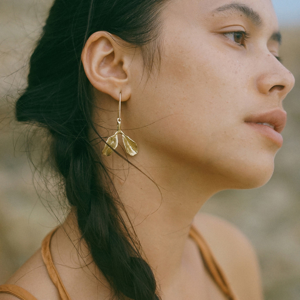 Dyad Earrings - Yellow Bronze | Kirsten Muenster Jewelry