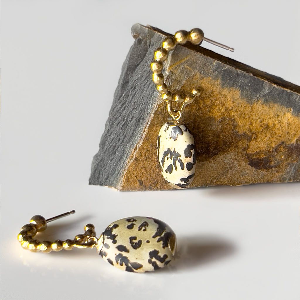 Grub Hoop Landscape Jasper Earrings - Yellow Bronze | Kirsten Muenster Jewelry