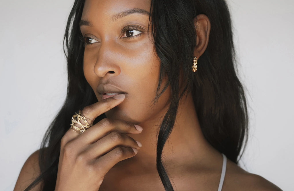 Banksia Lace Ring & Willow Hoop Earrings | Kirsten Muenster Jewelry