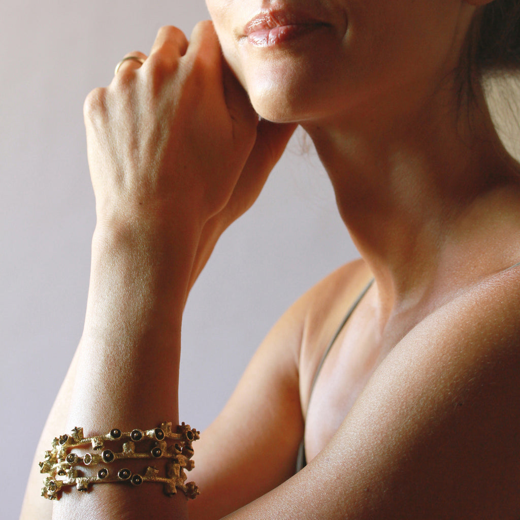 Bell Pod Bangle - Yellow Bronze | Kirsten Muenster Jewelry