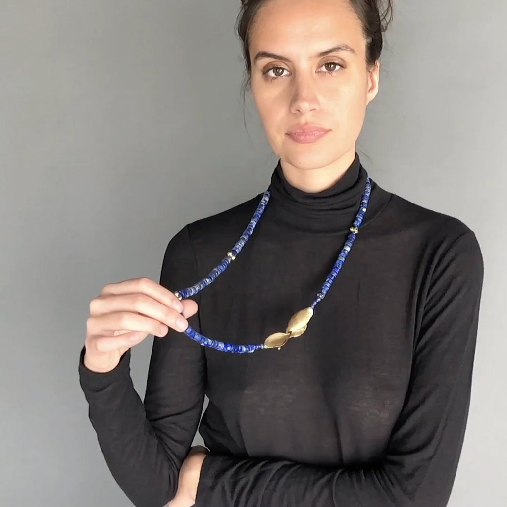 https://cdn.shopify.com/s/files/1/0093/2162/files/Kirsten-Muenster-Jewelry-Necklace-Lapis-Leaf-Clasp-VIdeo.mp4?3275